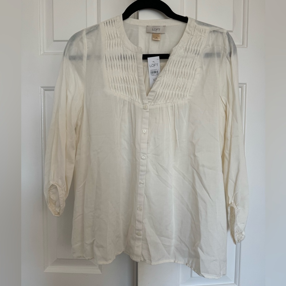 LOFT cream v-neck button down blouse (new with tags)